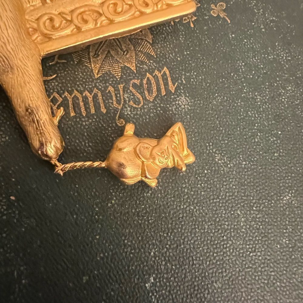 Vintage Gold Tone Cat and Mouse dangle JJ women’s Brooch/pin Jewelry. EUC. - Picture 6 of 6